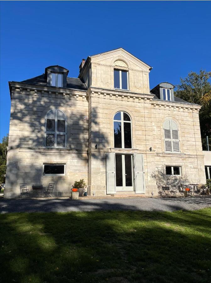 Domaine De Bonneuil Bed and Breakfast Buitenkant foto