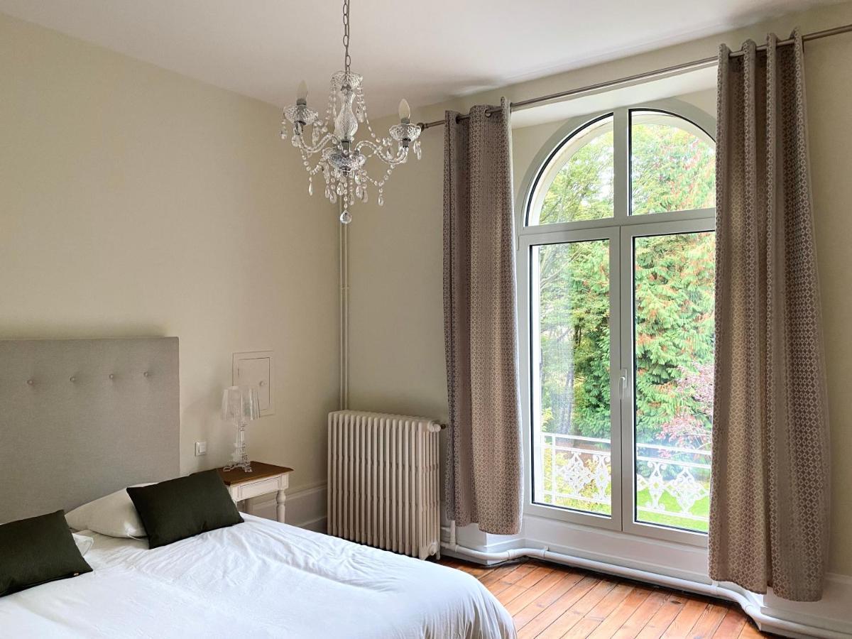 Domaine De Bonneuil Bed and Breakfast Buitenkant foto
