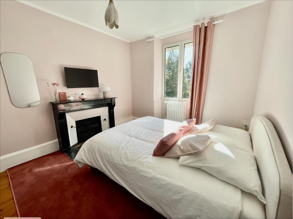 Domaine De Bonneuil Bed and Breakfast Buitenkant foto