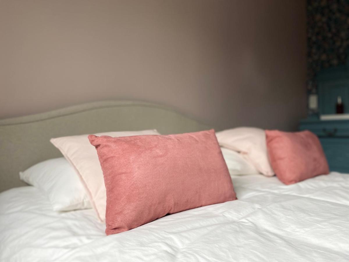 Domaine De Bonneuil Bed and Breakfast Buitenkant foto